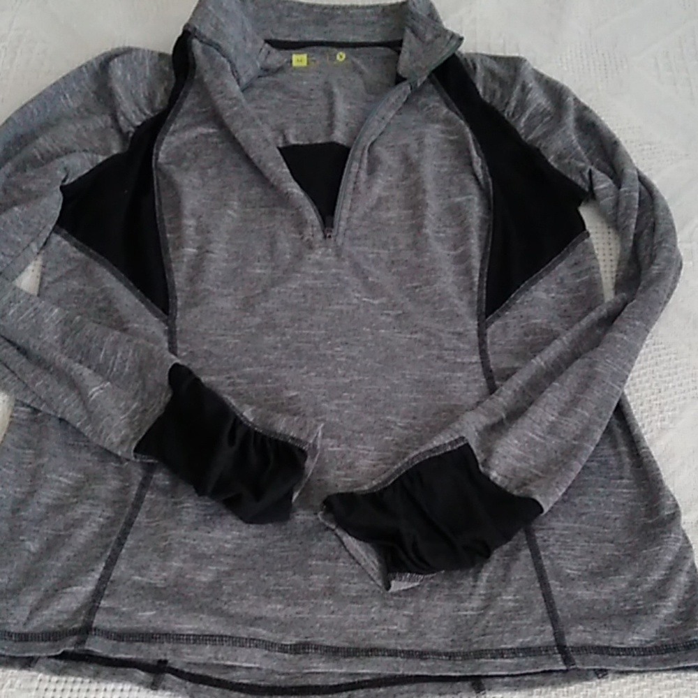 Xersion women gym top